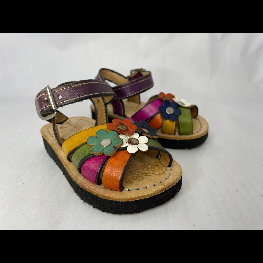 Cimarron Girl Sandals Size 13 / Huaraches para niña Mexico leather Flowers nwot